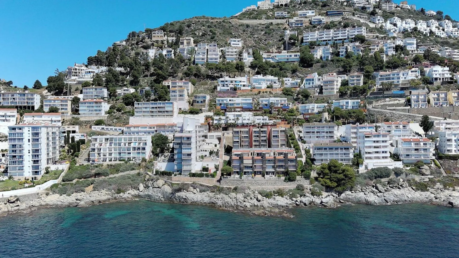 Posh Apartment In Roses Centro إسبانيا